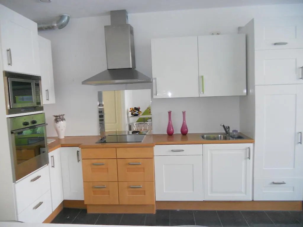 Sewdien'S Apartment Maashaven Роттердам