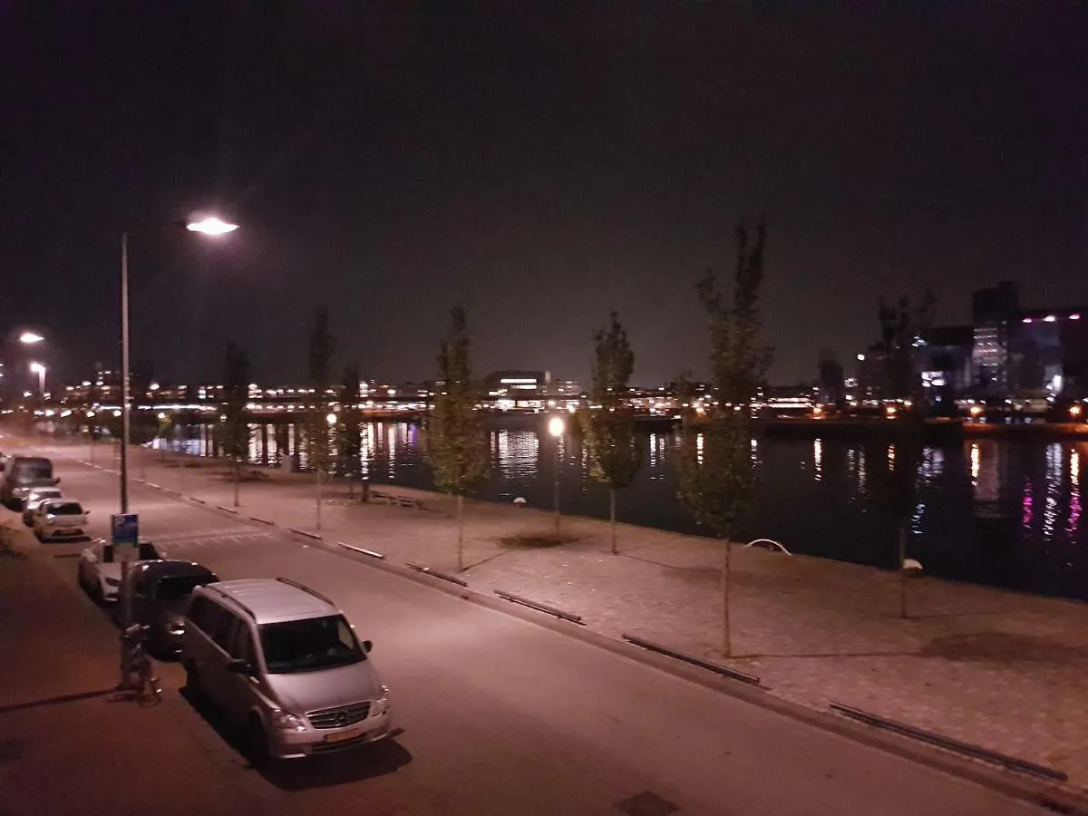 Sewdien'S Apartment Maashaven Роттердам 0*,